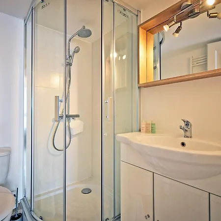 Chalet Familial Renove Avec Jacuzzi, Acces Piste, Ski - Fr-1-613b-42 Apartment